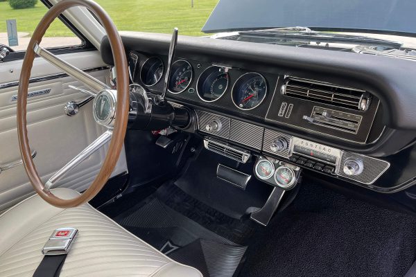 1965 Pontiac Lemans Interior